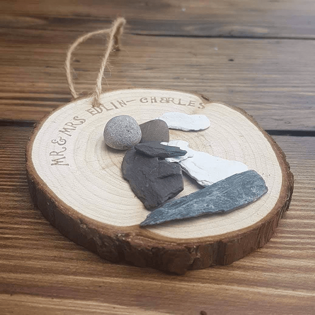 Wedding log slice | Personalised wedding pebble couple 