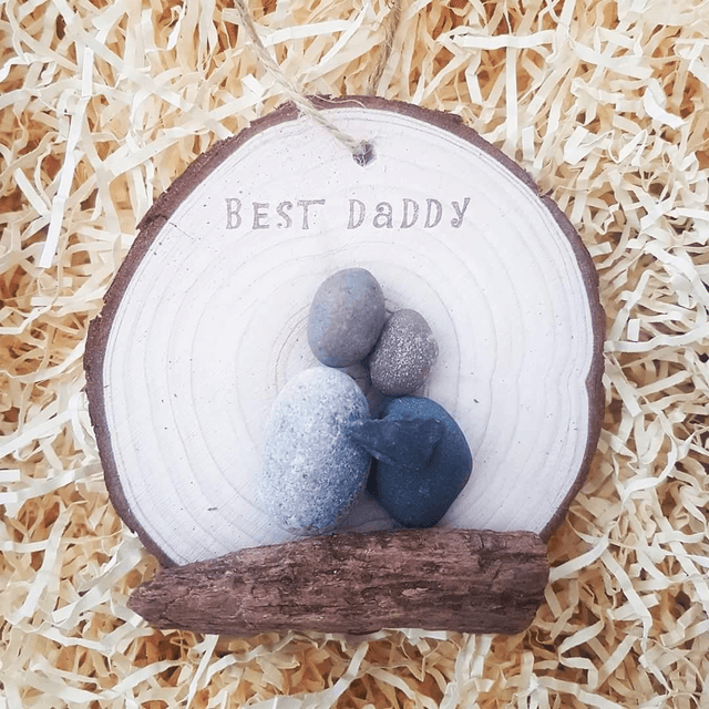 Daddy you rock | Pebble log slice for Dad | Gifts for him | Father's Day Gift | Dad plaque