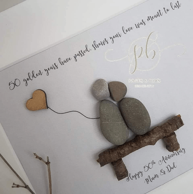 Anniversary gift | Silver, Golden, Ruby, Opal, Pearl, Emerald, Sapphire, Paper, Tin | Personlaised pebble picture | Couple on bench