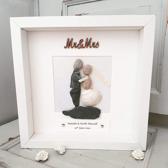 Mr & Mrs wedding gift | Sea shell dress | Pebble wedding picture 