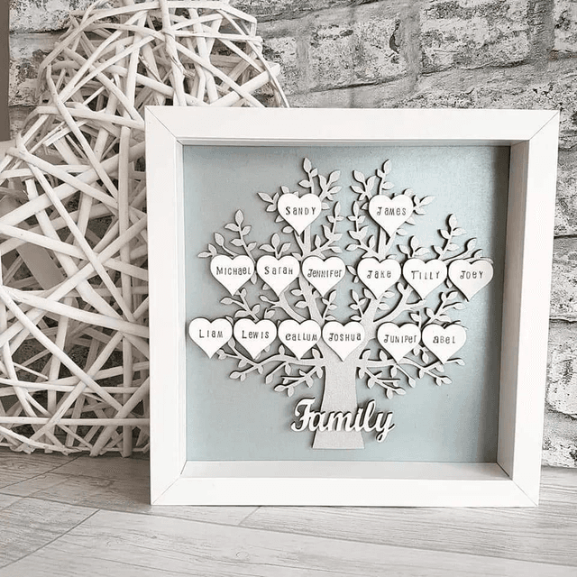 Family tree silver with silver background and white hearts 