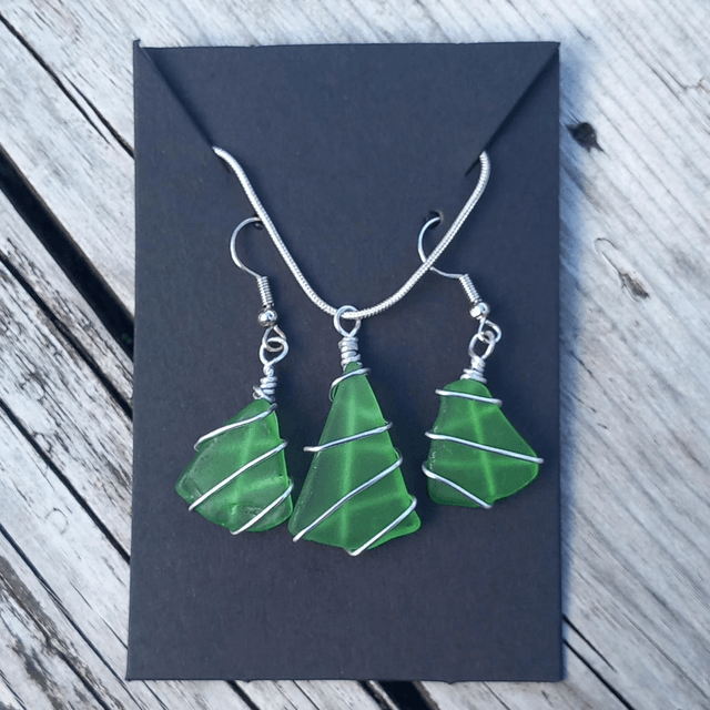 Sea glass earrings and pendant